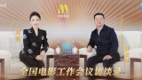 向日葵在夜晚绽放